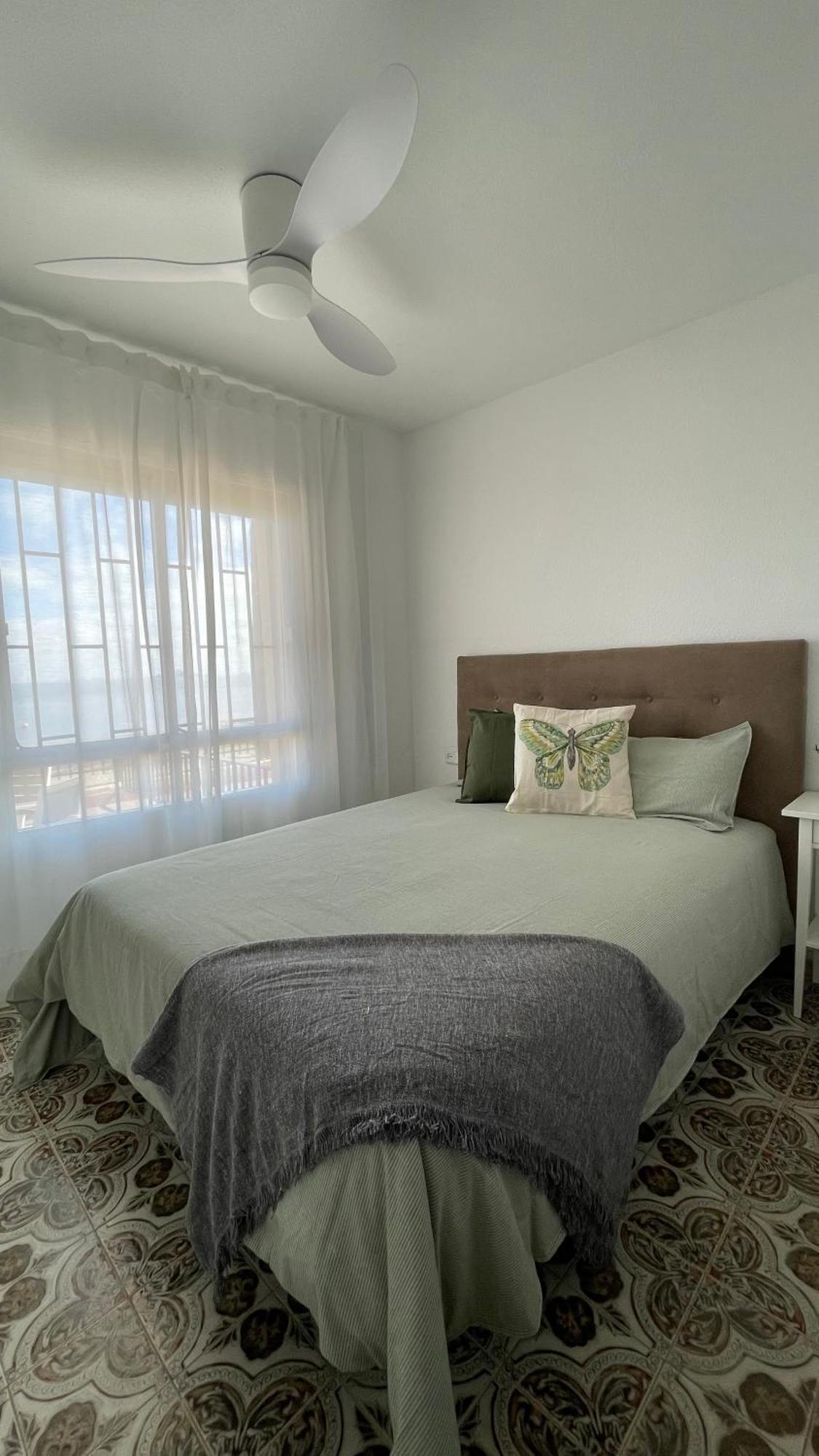 Charming Beachfront Apartment มูร์เซีย ภายนอก รูปภาพ