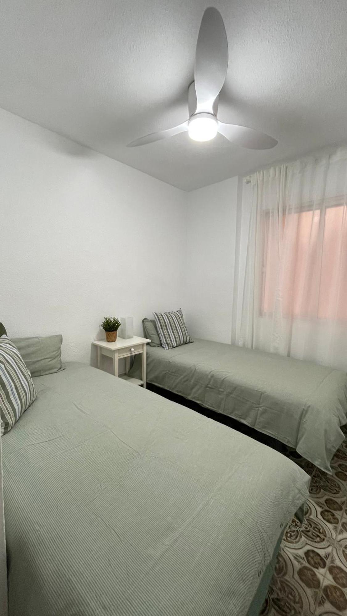 Charming Beachfront Apartment มูร์เซีย ภายนอก รูปภาพ